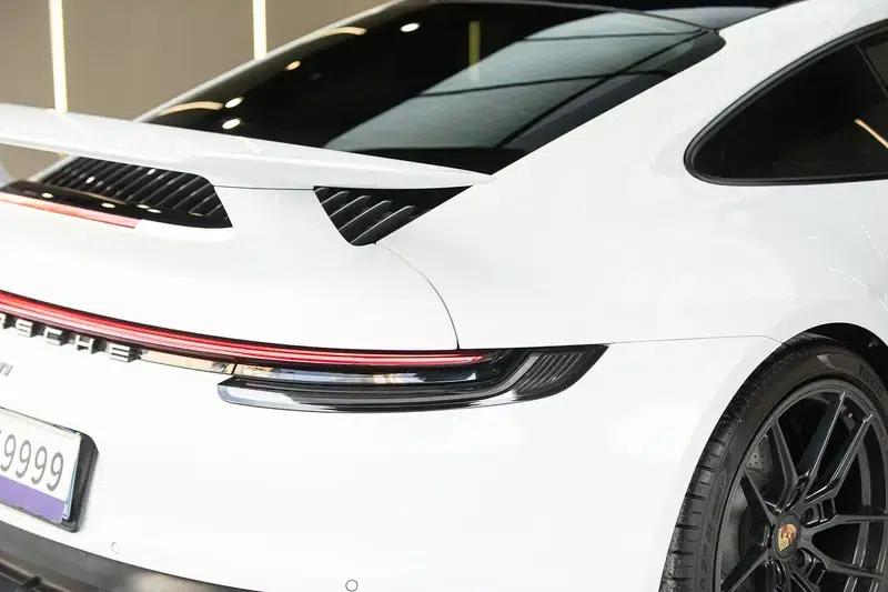 2022 Porsche 911 Carrera 3.0T — миниатюра 10