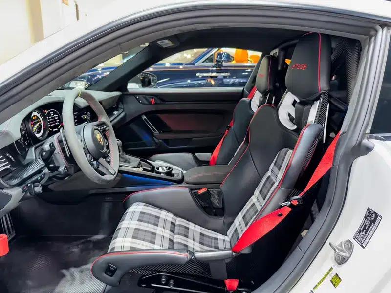2024 Porsche 911 4.0L Automatic Rear-Wheel Drive 2-Seater (Parallel Import) — миниатюра 25