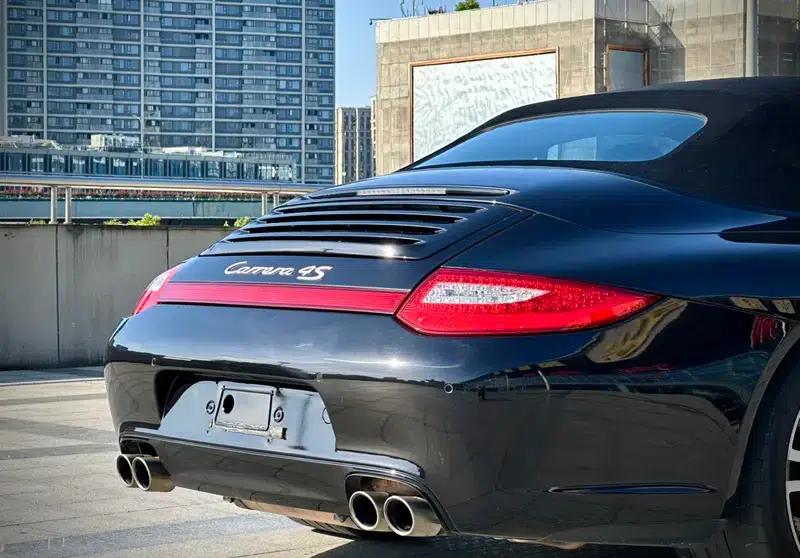 2010 Porsche 911 Carrera 4S Cabriolet 3.8L — миниатюра 11
