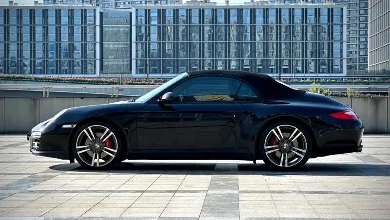 2010 Porsche 911 Carrera 4S Cabriolet 3.8L — миниатюра 4