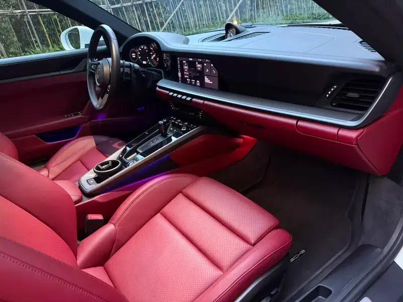Porsche 911 2020 Carrera 3.0T — миниатюра 14