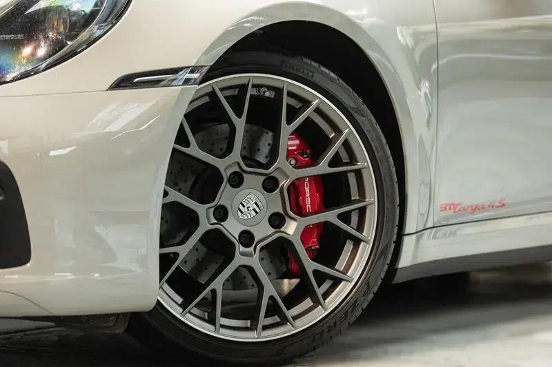2022 Porsche 911 Targa 4S 3.0T — миниатюра 11