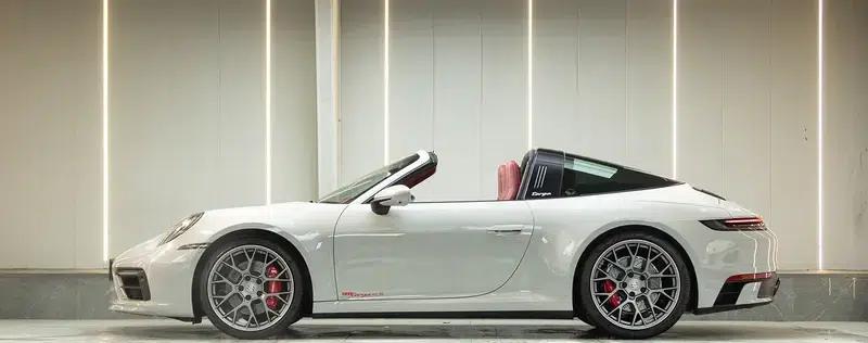 2022 Porsche 911 Targa 4S 3.0T — миниатюра 3