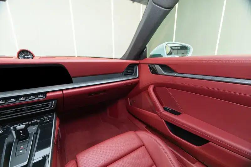 Porsche 911 2020 Carrera 3.0T — миниатюра 6