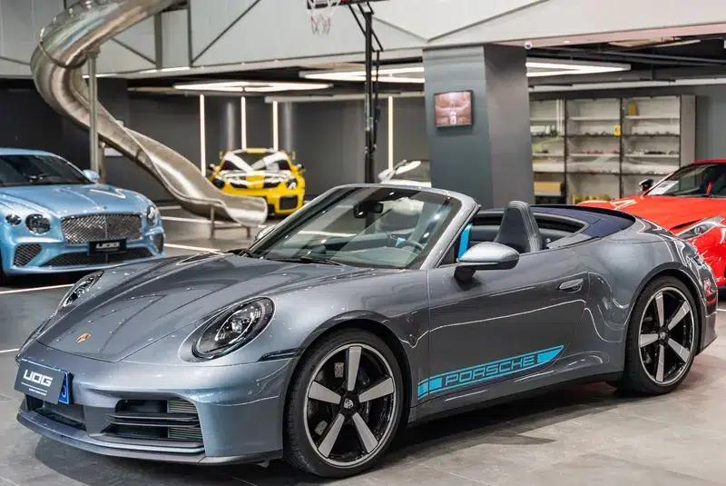 2025 Porsche 911 Carrera Cabriolet 3.0T — миниатюра 1