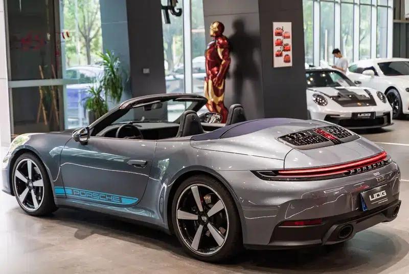 2025 Porsche 911 Carrera Cabriolet 3.0T — миниатюра 5