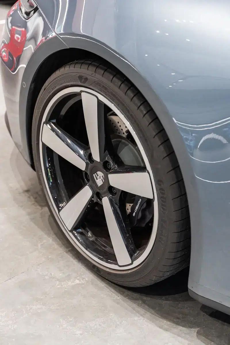 2025 Porsche 911 Carrera Cabriolet 3.0T — миниатюра 9