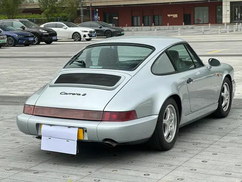 Porsche 911 1990 3.6L Automatic Rear-Wheel Drive 4-Seater Factory Custom Edition — миниатюра 7