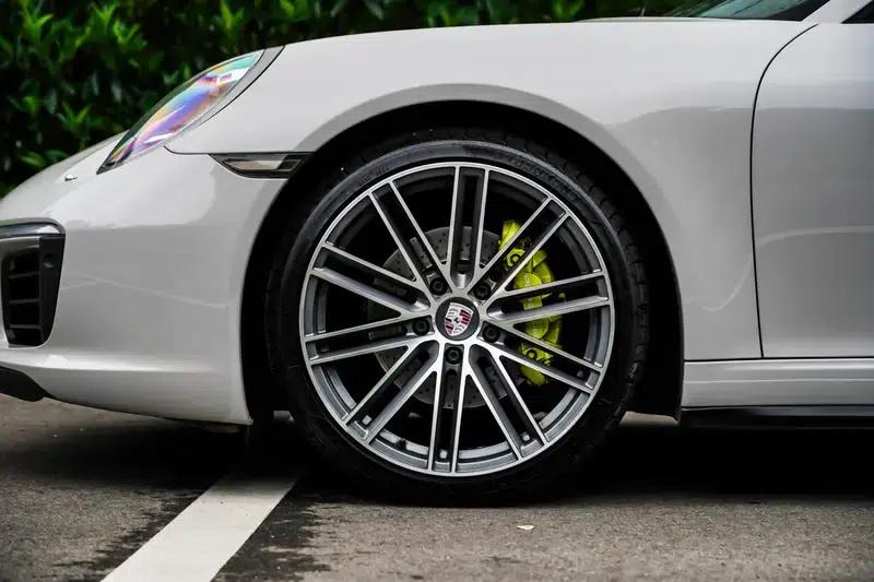 2016 Porsche 911 Targa 4 3.0T — миниатюра 23