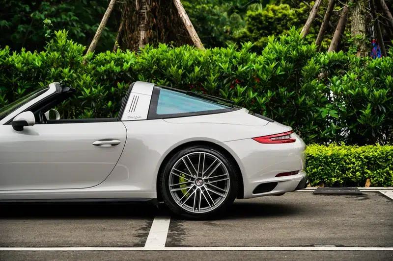 2016 Porsche 911 Targa 4 3.0T — миниатюра 31
