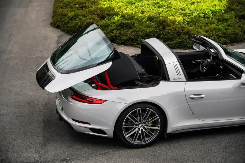 2016 Porsche 911 Targa 4 3.0T — миниатюра 32