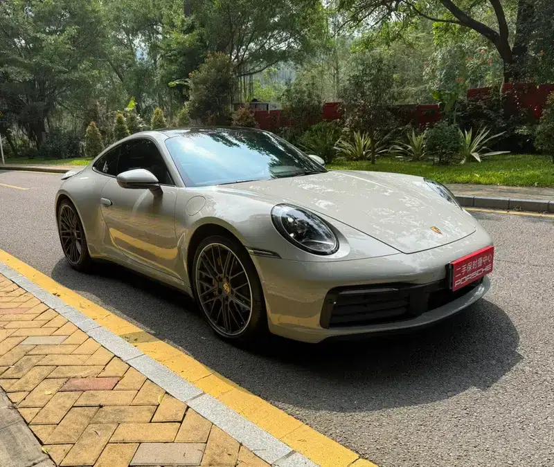 Porsche 911 2020 Carrera 3.0T — миниатюра 3