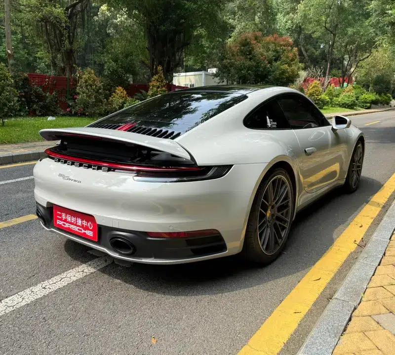Porsche 911 2020 Carrera 3.0T — миниатюра 7