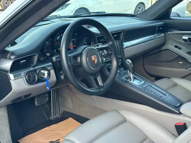 2012 Porsche 911 Carrera 3.4L — миниатюра 25