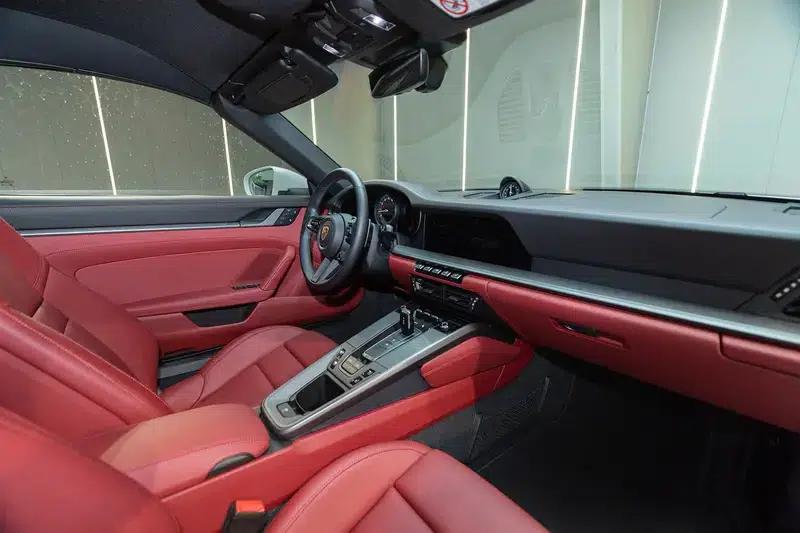 2023 Porsche 911 Targa 4 3.0T — миниатюра 17