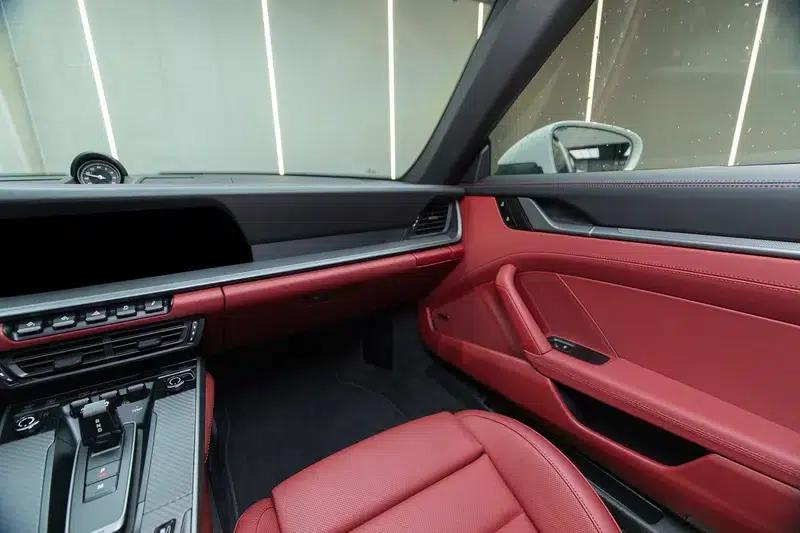 2023 Porsche 911 Targa 4 3.0T — миниатюра 8