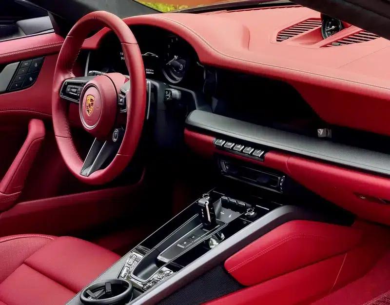 2022 Porsche 911 Carrera 3.0T — миниатюра 9