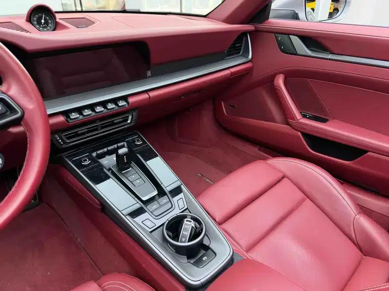 2022 Porsche 911 Targa 4 3.0T — миниатюра 11