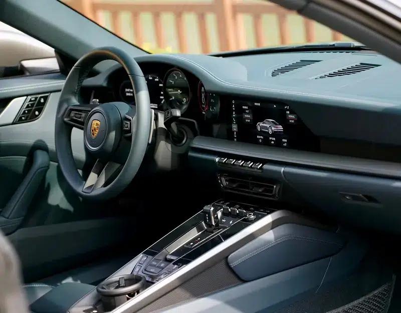 Porsche 911 2020 Carrera 3.0T — миниатюра 12