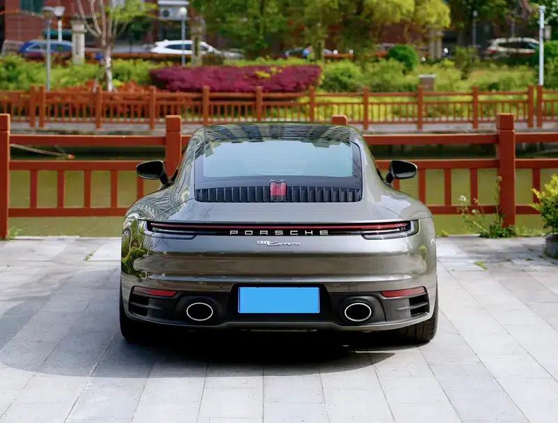 Porsche 911 2020 Carrera 3.0T — миниатюра 6