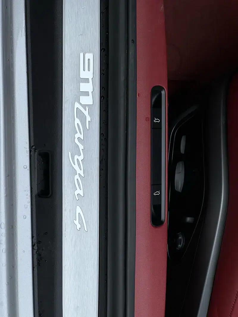 2023 Porsche 911 Targa 4 3.0T — миниатюра 6