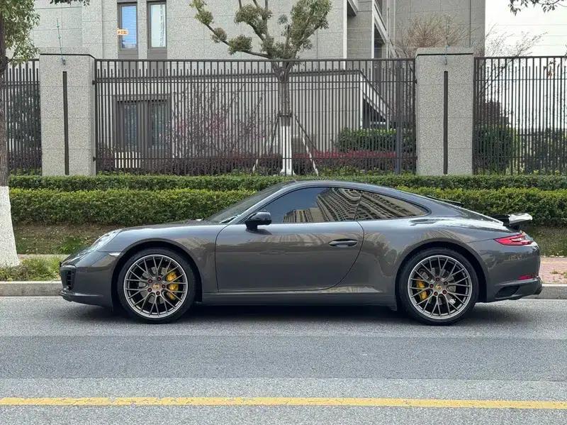 2016 Porsche 911 Carrera 3.0T — миниатюра 3