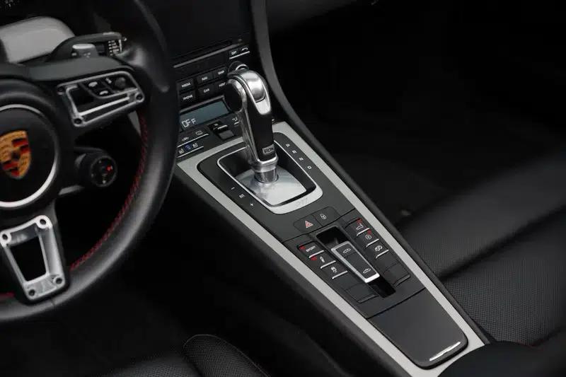 2016 Porsche 911 Targa 4 3.0T — миниатюра 33