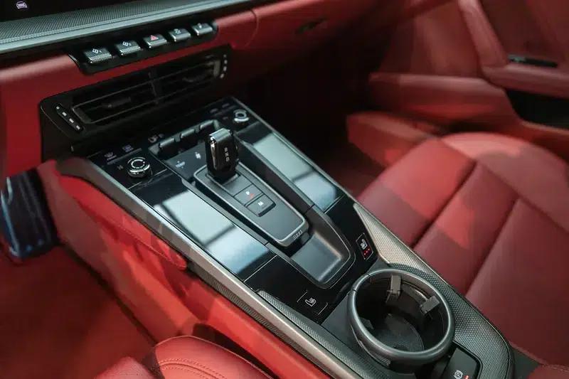 2023 Porsche 911 Carrera S 3.0T — миниатюра 16