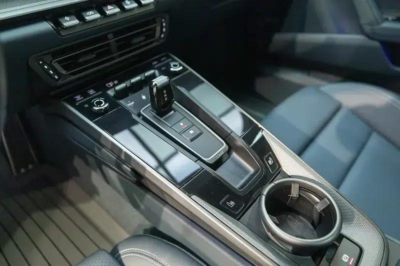 2023 Porsche 911 Carrera 3.0T — миниатюра 15