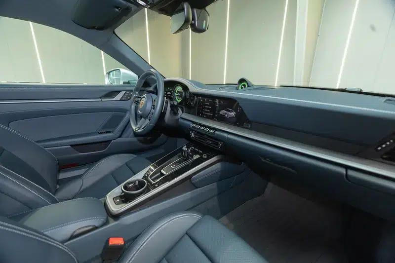 2023 Porsche 911 Carrera 3.0T — миниатюра 17