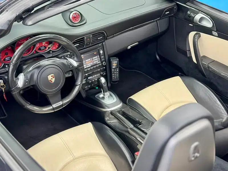 2010 Porsche 911 Turbo S Cabriolet 3.8T — миниатюра 25