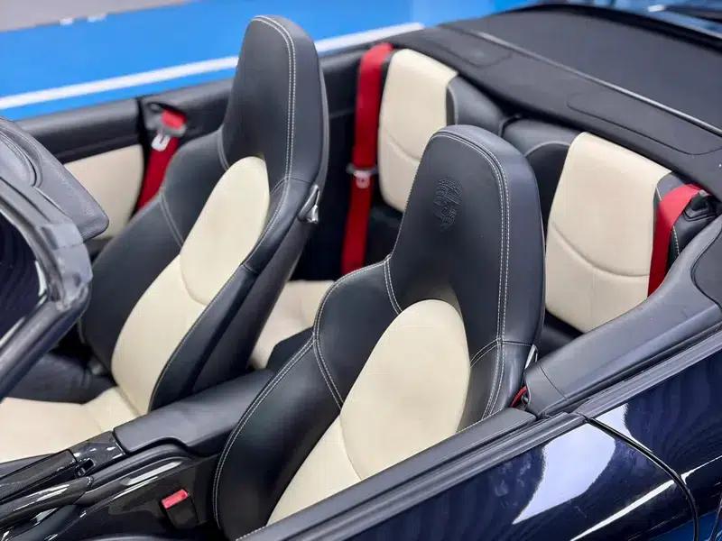 2010 Porsche 911 Turbo S Cabriolet 3.8T — миниатюра 27