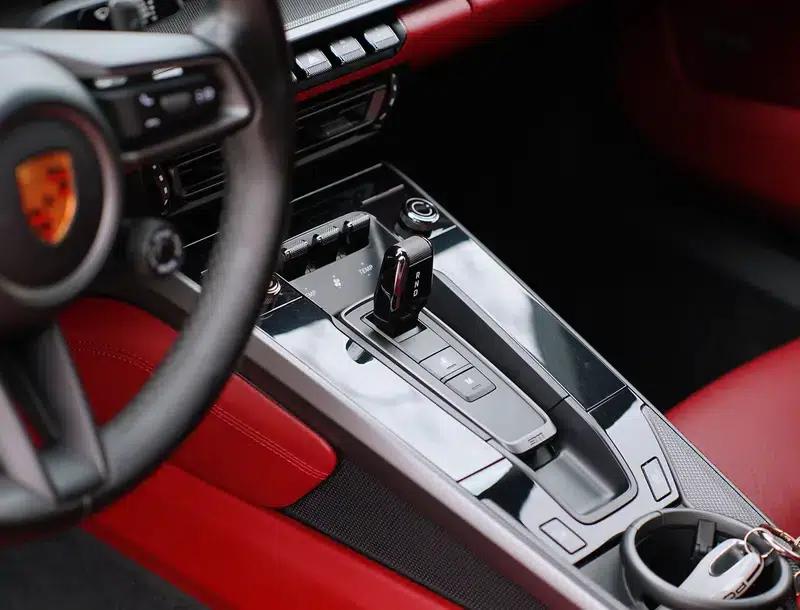 Porsche 911 2020 Carrera 4 3.0T — миниатюра 14