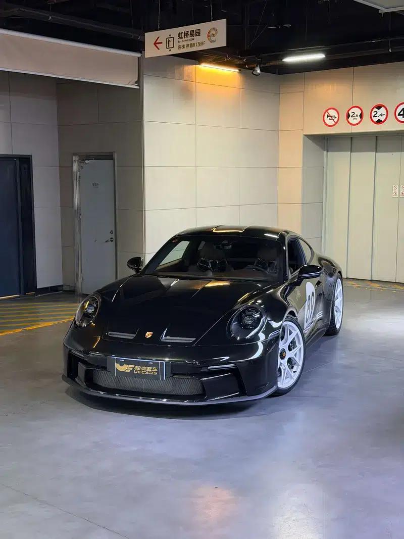 2024 Porsche 911 4.0L Manual Rear-Wheel Drive 2-Seater (Parallel Import) — миниатюра 1