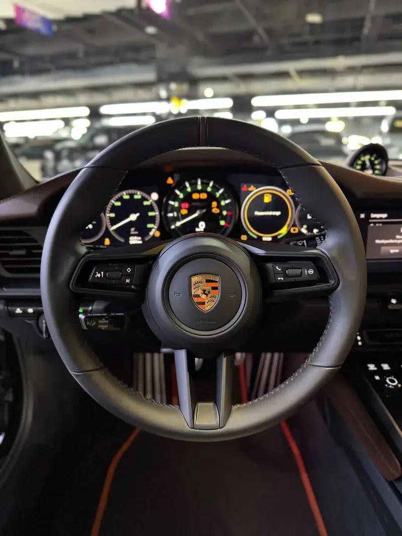 2024 Porsche 911 4.0L Manual Rear-Wheel Drive 2-Seater (Parallel Import) — миниатюра 12