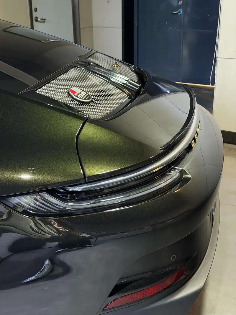 2024 Porsche 911 4.0L Manual Rear-Wheel Drive 2-Seater (Parallel Import) — миниатюра 6