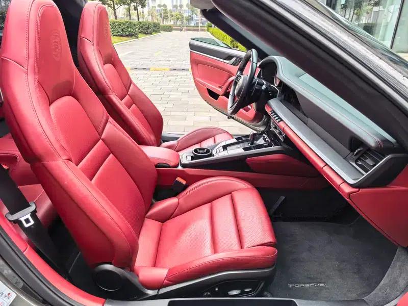 2020 Porsche 911 Targa 4 3.0T — миниатюра 39
