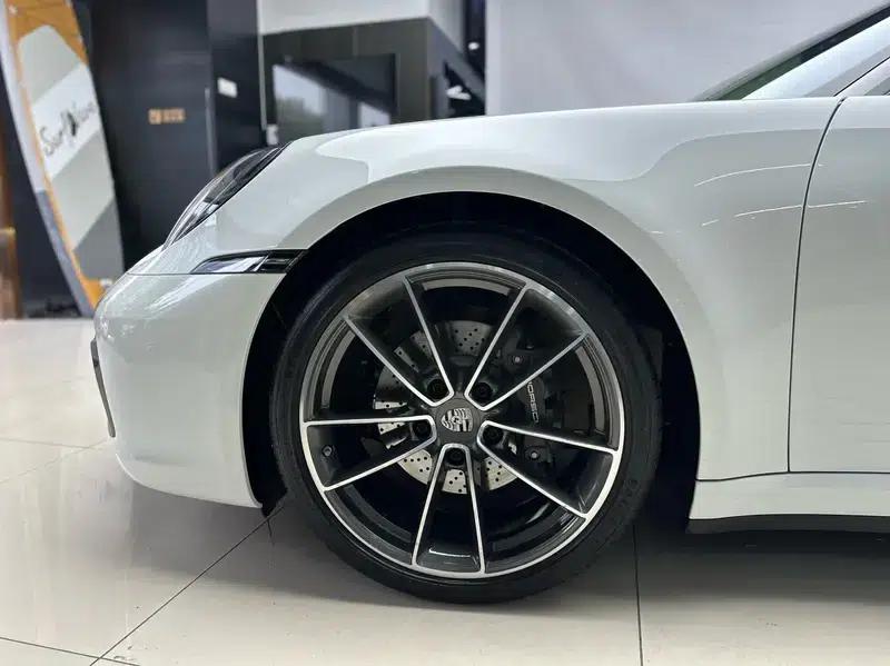 2023 Porsche 911 Carrera 3.0T — миниатюра 4