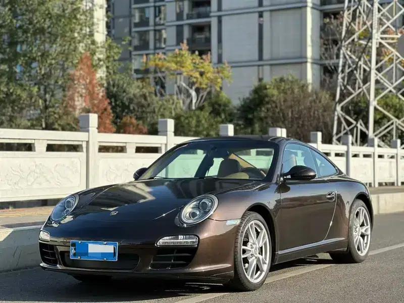 2010 Porsche 911 Carrera 3.6L — миниатюра 1
