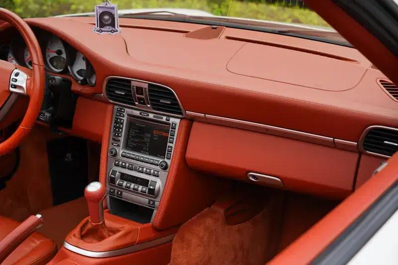 Porsche 911 2006 Carrera S Cabriolet MT 3.8L — миниатюра 31