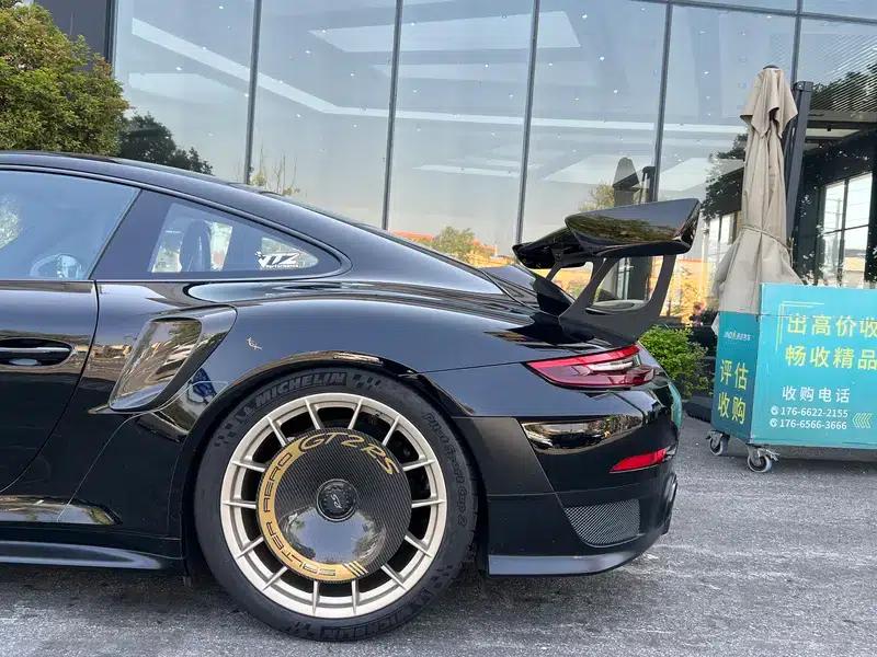 Porsche 911 2018 GT2 RS — миниатюра 8