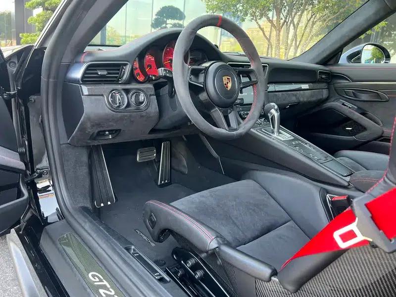 Porsche 911 2018 GT2 RS — миниатюра 9