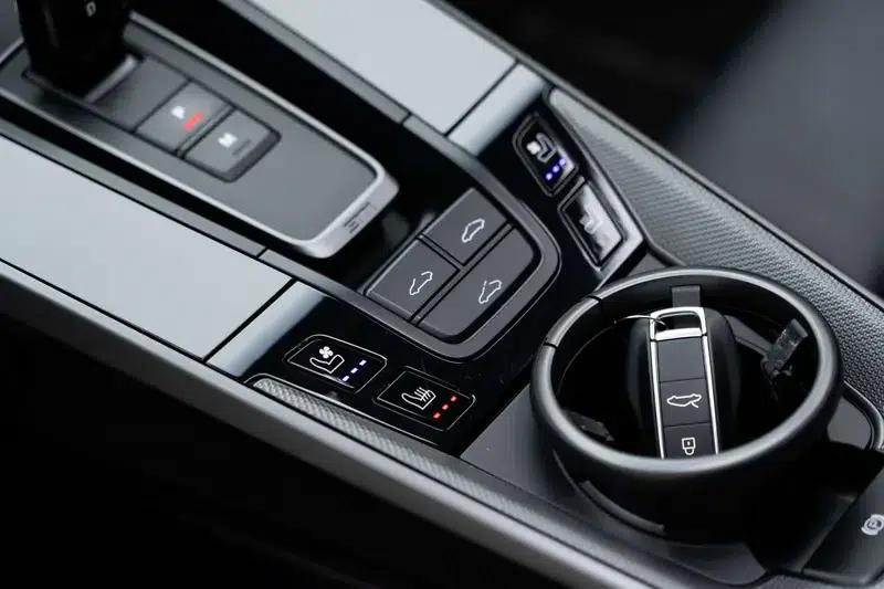 2023 Porsche 911 Carrera 3.0T — миниатюра 14