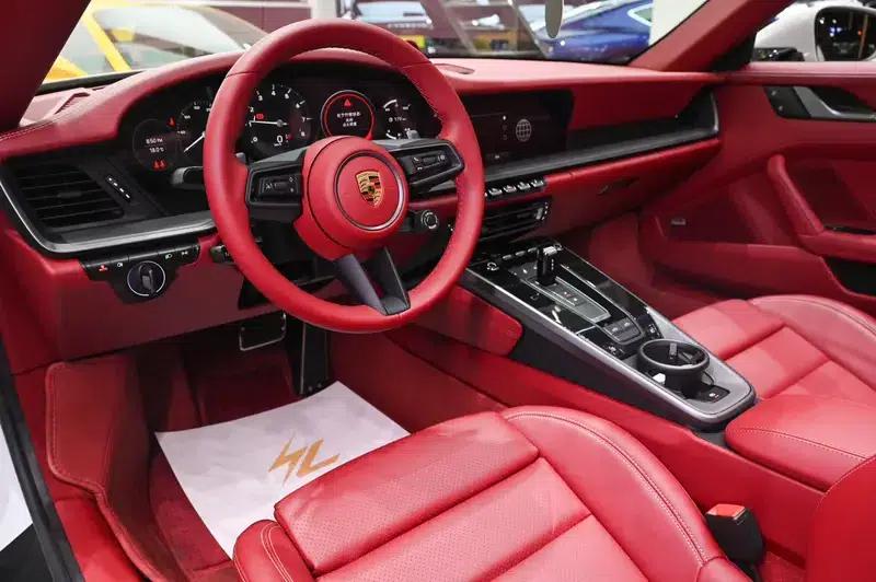 2023 Porsche 911 Targa 4 3.0T — миниатюра 15