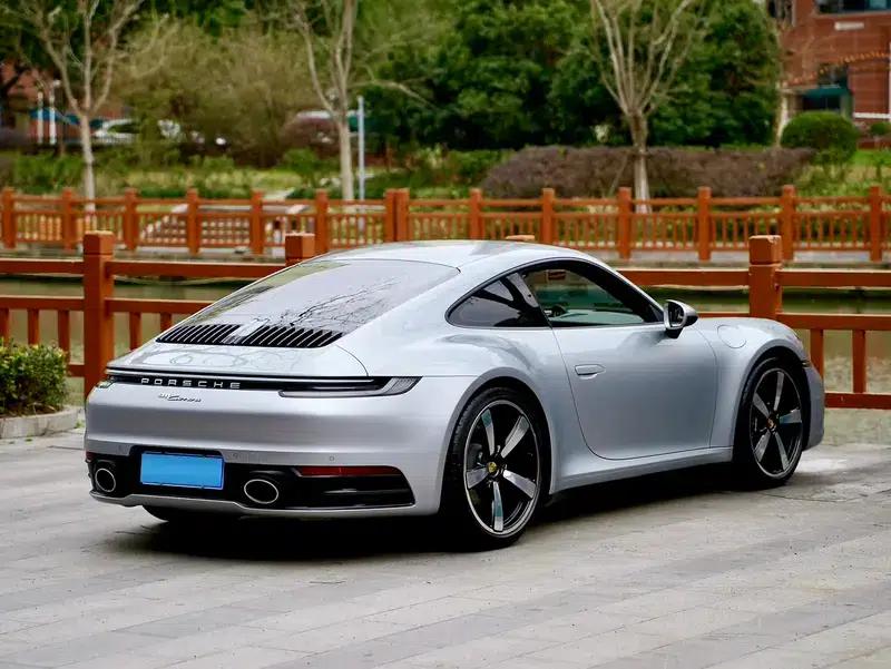 2022 Porsche 911 Carrera 3.0T — миниатюра 6
