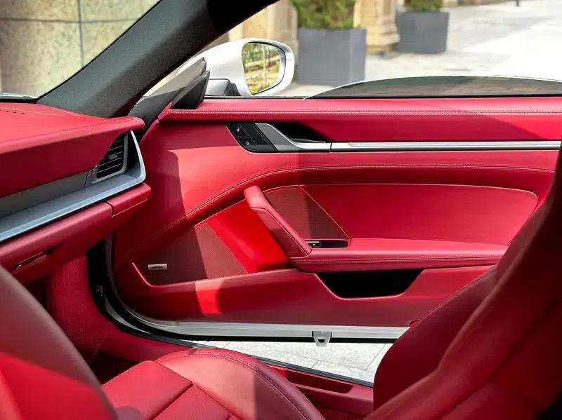 2023 Porsche 911 Carrera 3.0T — миниатюра 10
