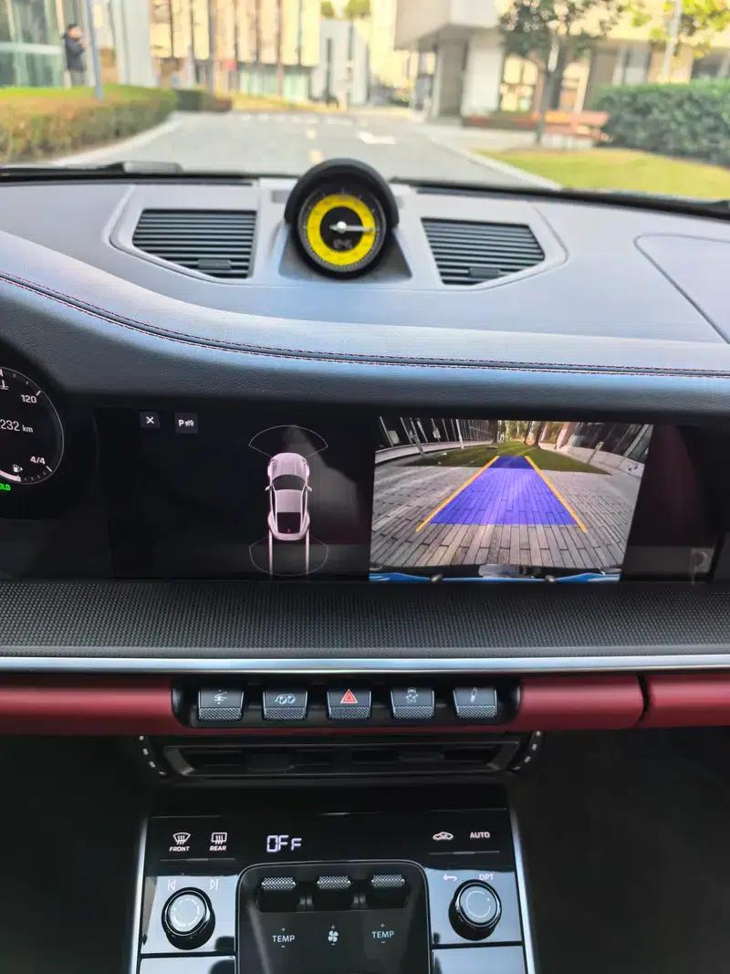 Porsche 911 2019 Carrera 4S 3.0T — миниатюра 12