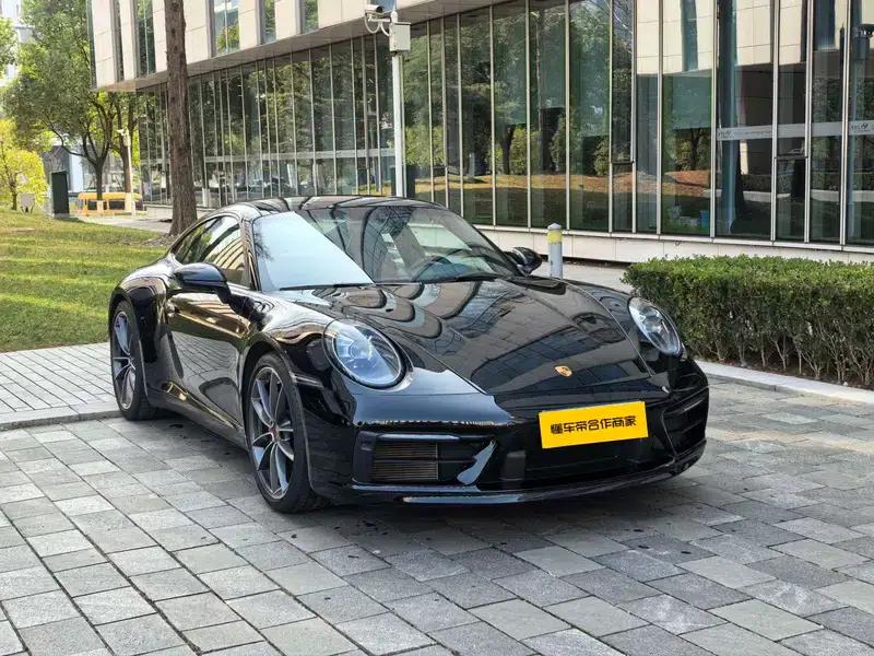 Porsche 911 2019 Carrera 4S 3.0T — миниатюра 3