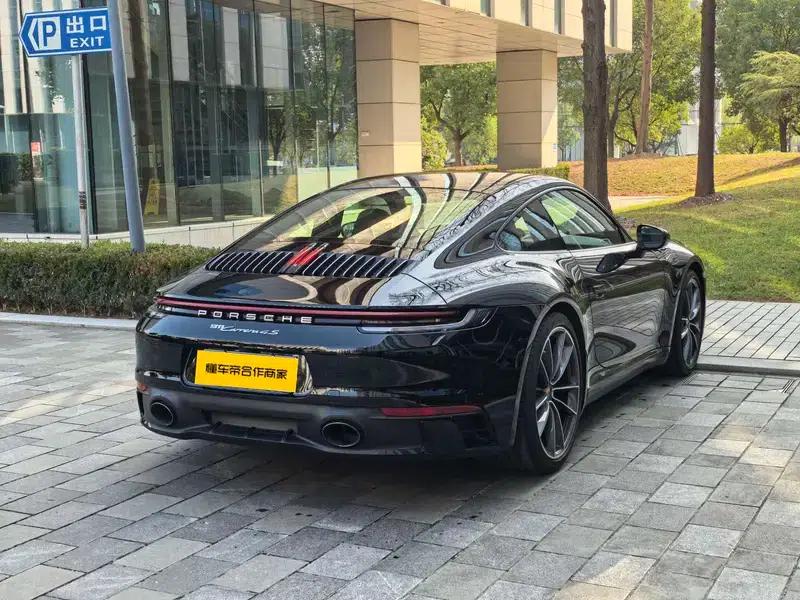 Porsche 911 2019 Carrera 4S 3.0T — миниатюра 7