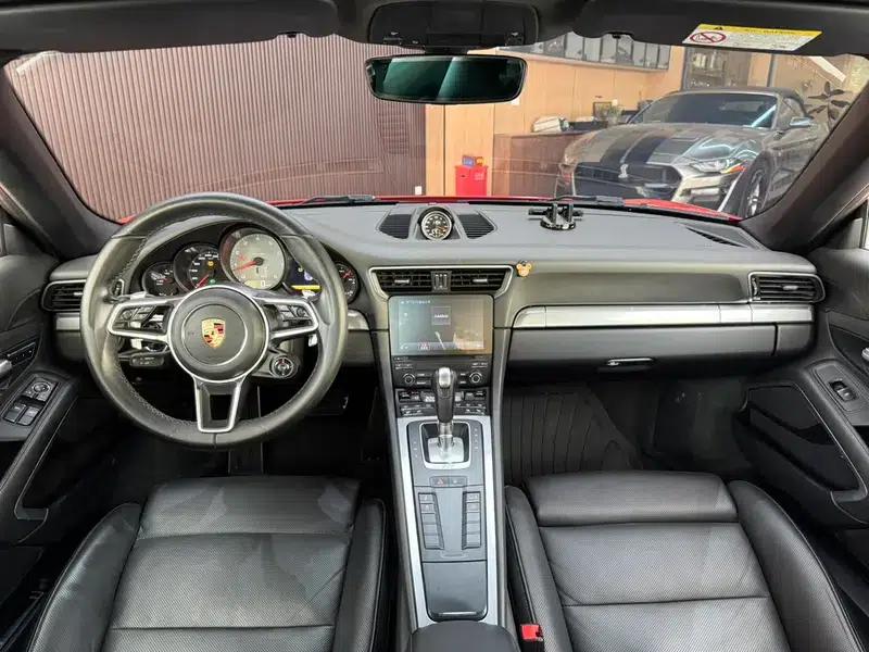 2016 Porsche 911 Carrera 4S 3.0T — миниатюра 13